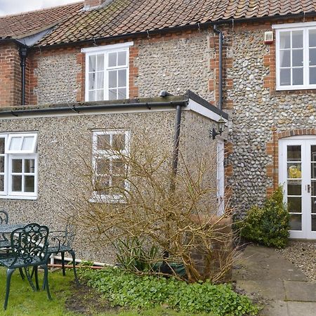 Hollyhock Cottage -Uk33553 ブレイクニー エクステリア 写真