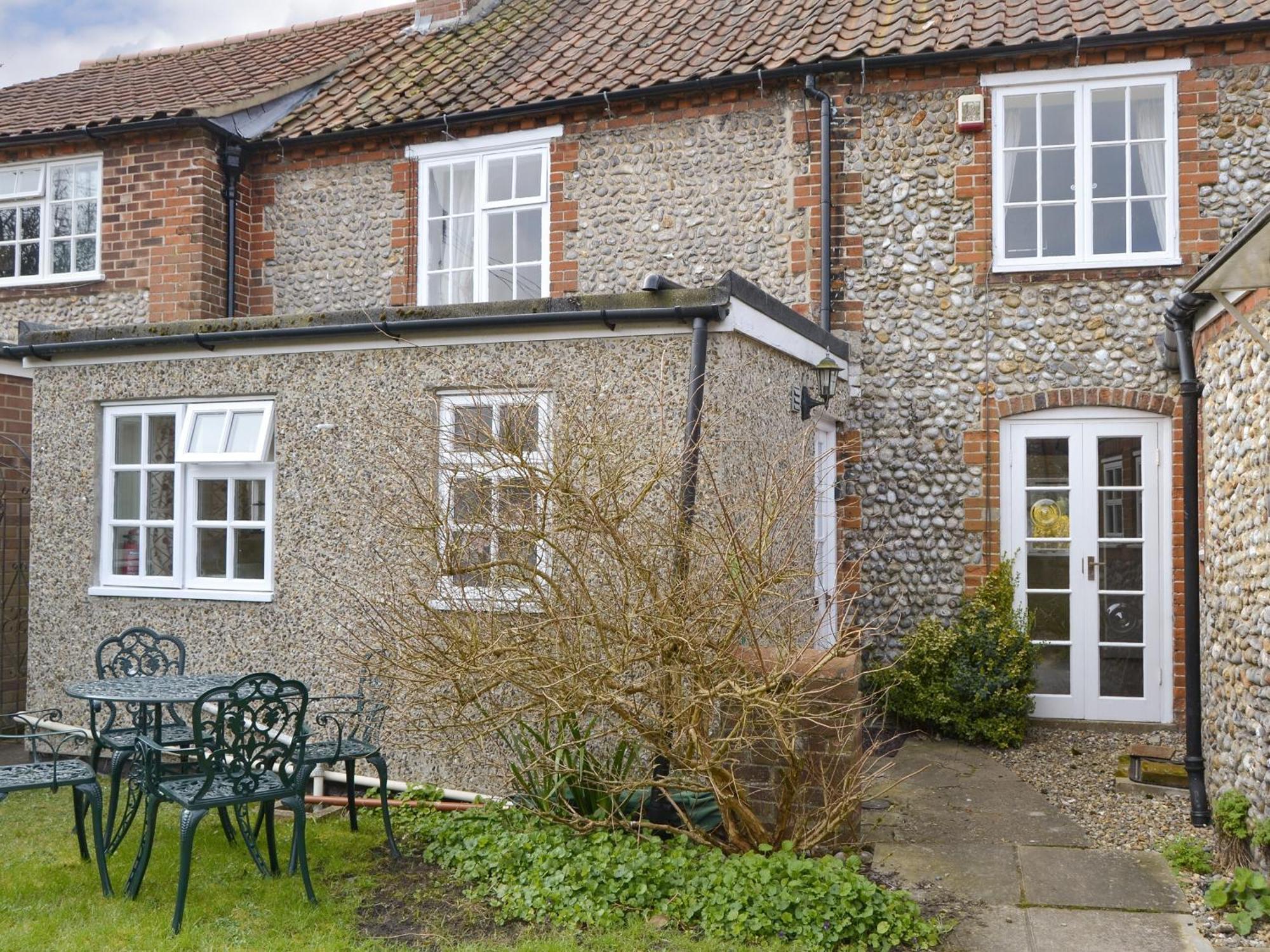 Hollyhock Cottage -Uk33553 ブレイクニー エクステリア 写真